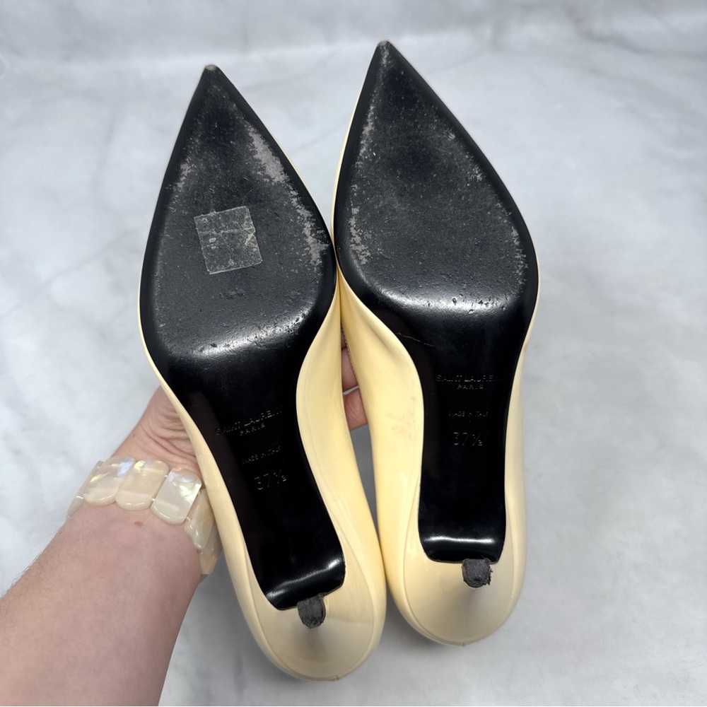 Saint Laurent Charlotte 55 Patent Leather Pointed Toe Kitten Heel Pumps Ivory - Picture 11 of 15